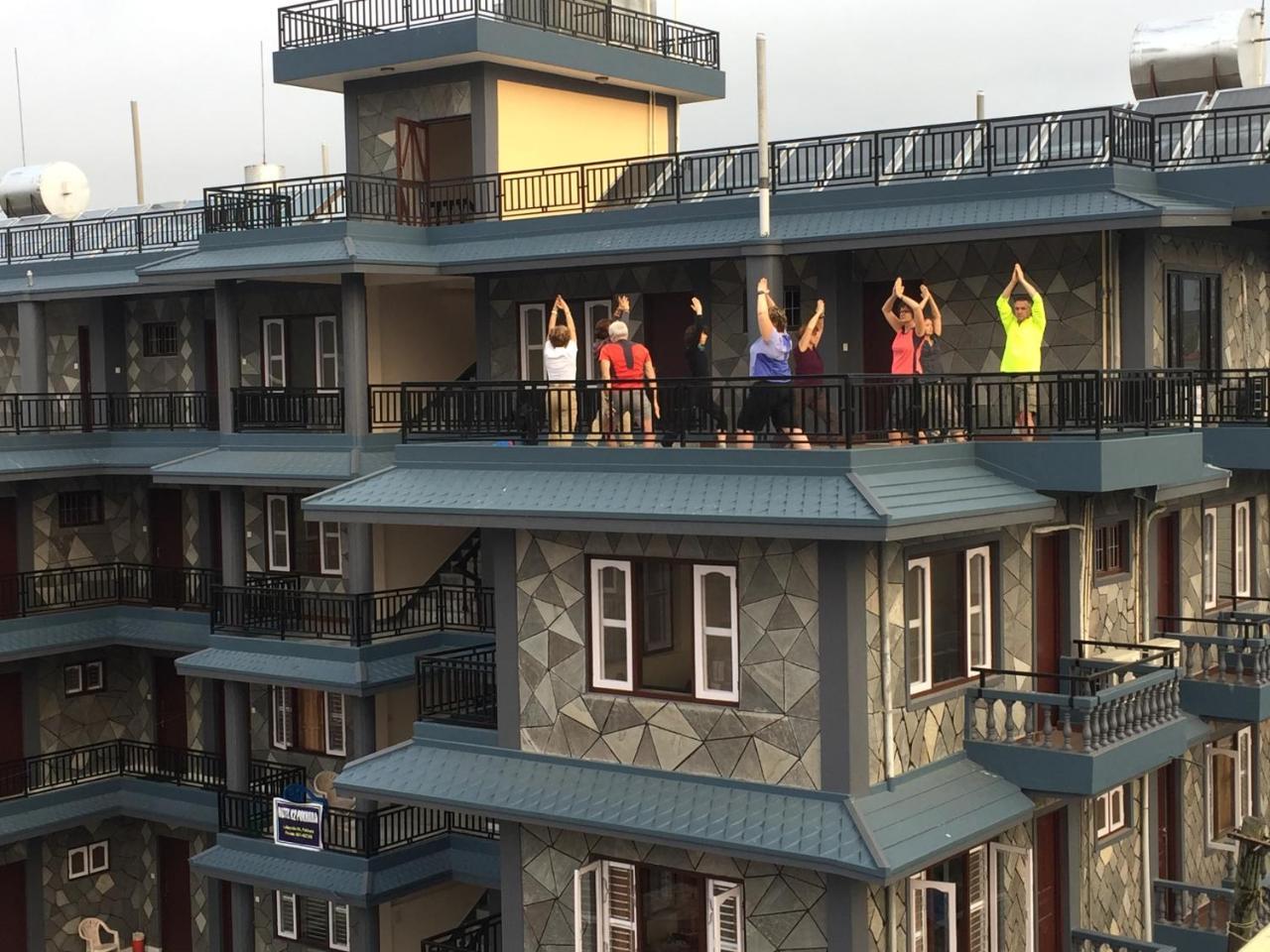 Hotel K2 Покхара Экстерьер фото