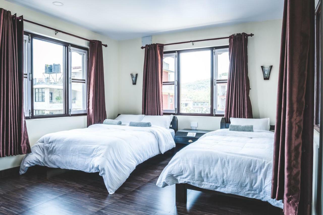 Hotel K2 Покхара Экстерьер фото